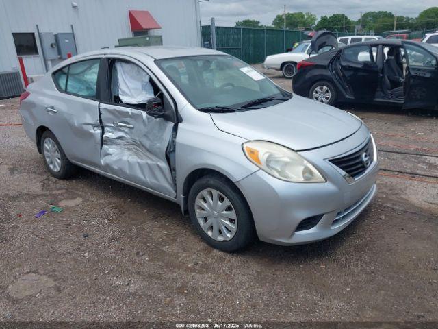  Salvage Nissan Versa