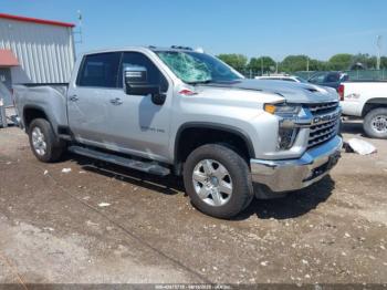  Salvage Chevrolet Silverado 2500