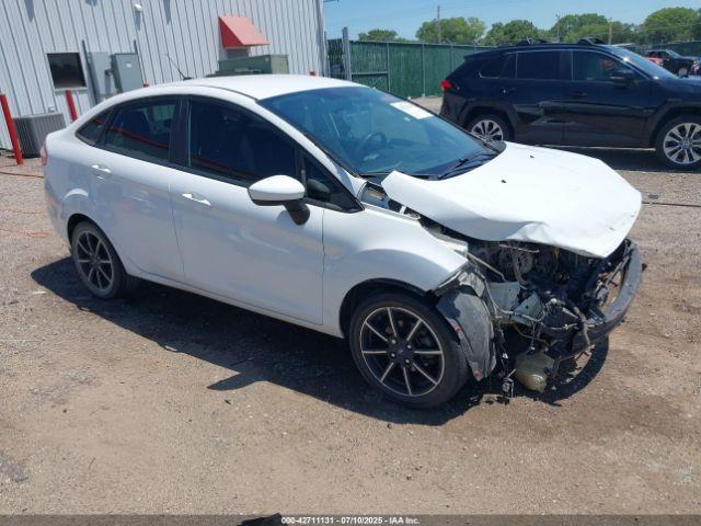  Salvage Ford Fiesta