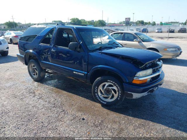  Salvage Chevrolet Blazer