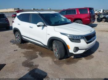  Salvage Kia Seltos