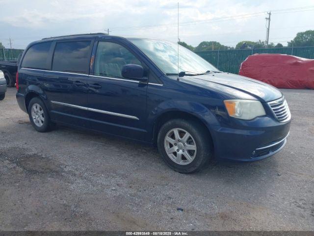  Salvage Chrysler Town & Country