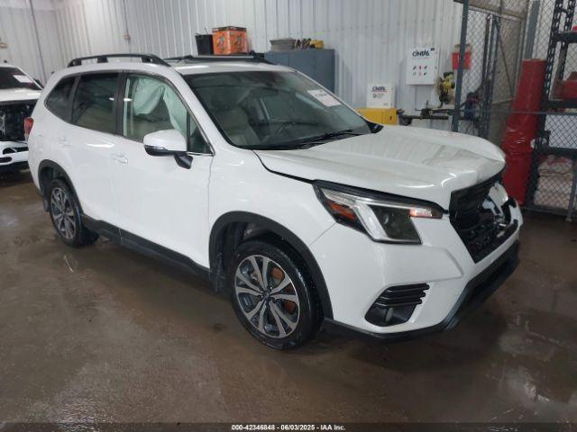  Salvage Subaru Forester