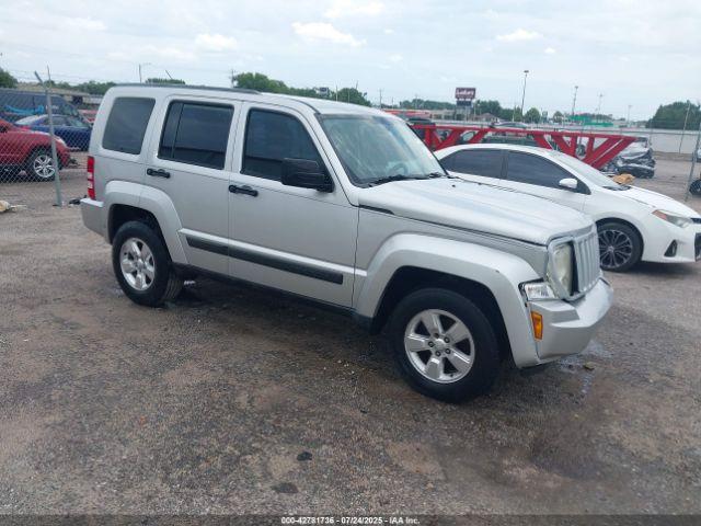  Salvage Jeep Liberty