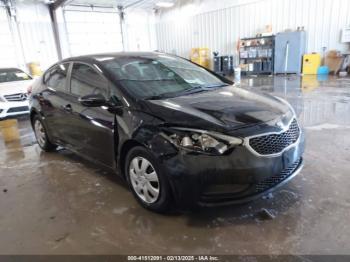  Salvage Kia Forte