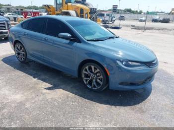  Salvage Chrysler 200