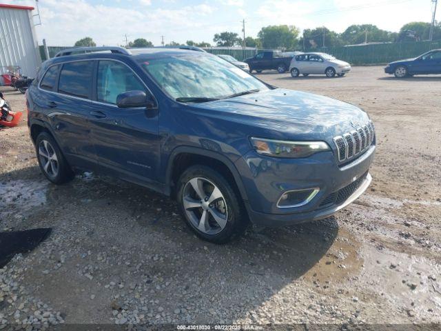  Salvage Jeep Cherokee