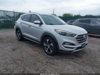  Salvage Hyundai TUCSON
