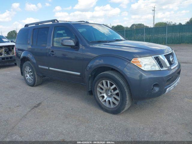  Salvage Nissan Pathfinder