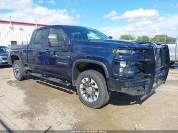  Salvage Chevrolet Silverado 2500