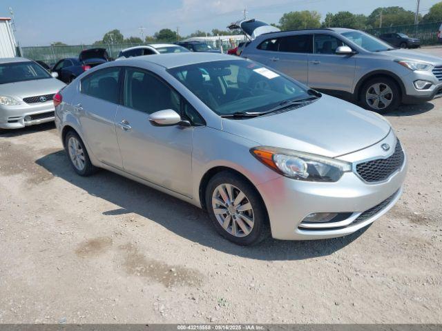  Salvage Kia Forte