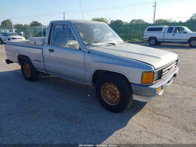  Salvage Toyota Pickup