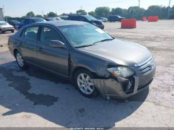  Salvage Toyota Avalon