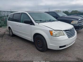  Salvage Chrysler Town & Country