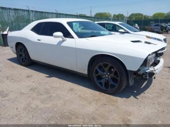  Salvage Dodge Challenger
