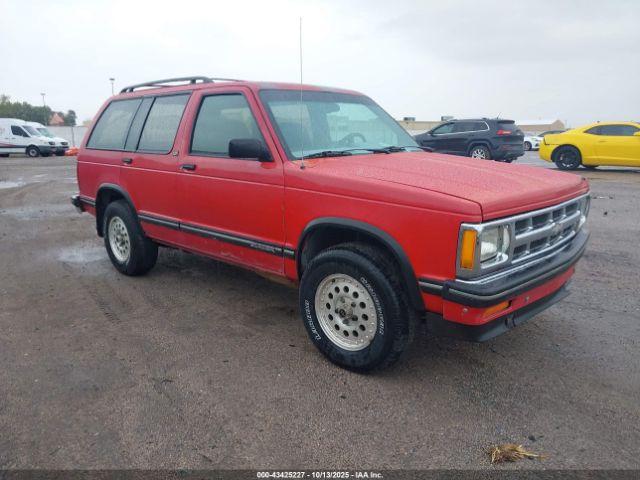  Salvage Chevrolet Blazer