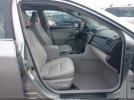 Toyota Camry Xle Image 13