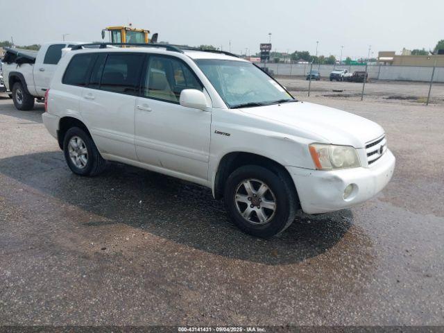  Salvage Toyota Highlander