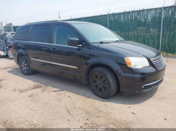  Salvage Chrysler Town & Country