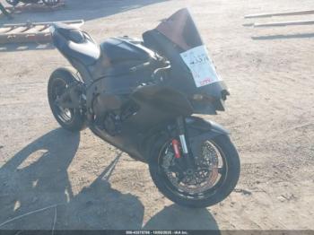  Salvage Kawasaki Zx1002