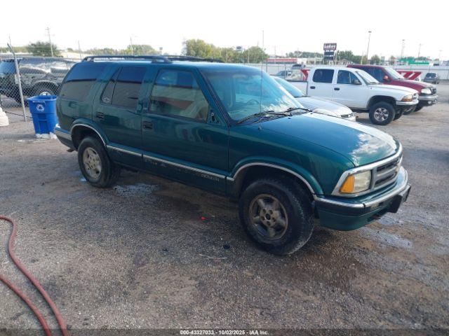  Salvage Chevrolet Blazer