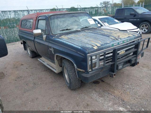  Salvage Chevrolet C10