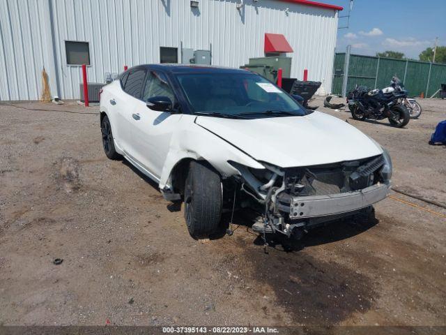  Salvage Nissan Maxima