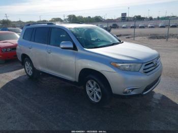  Salvage Toyota Highlander