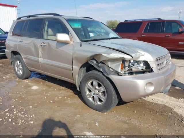  Salvage Toyota Highlander