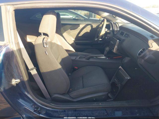 Chevrolet Camaro 1lt Image 10