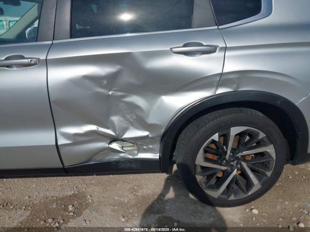 Mitsubishi Outlander Es 2.5 S-awc Image 6