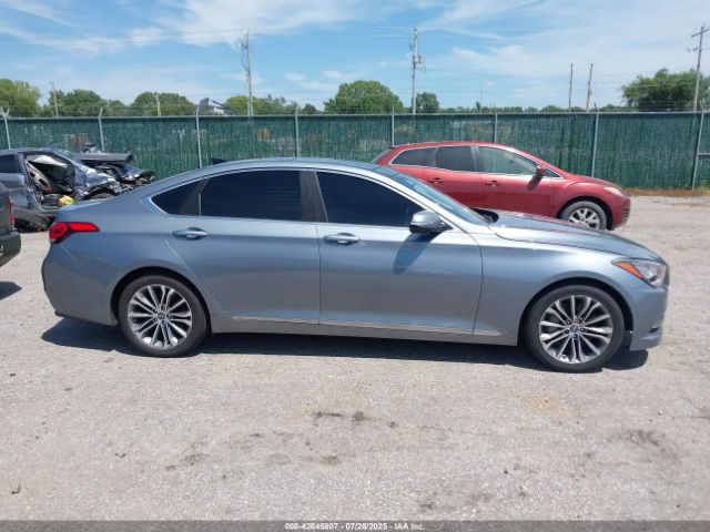 Hyundai Genesis 3.8 Image 11