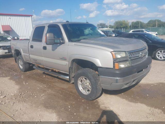  Salvage Chevrolet Silverado 2500