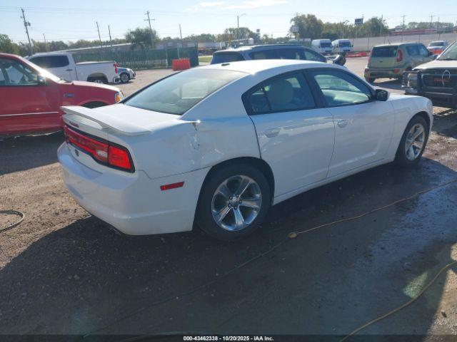 Dodge Charger Se Image 8