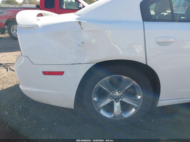 Dodge Charger Se Image 13