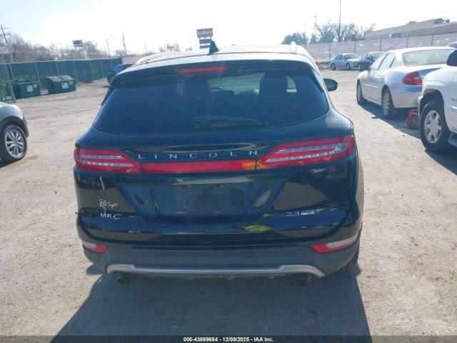 Lincoln MKC Image 11