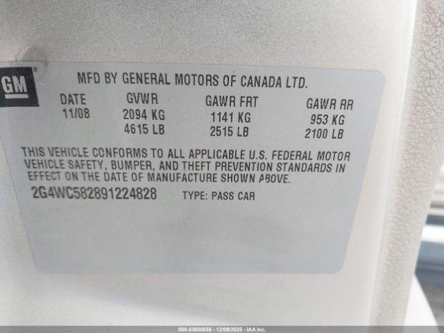 Buick LaCrosse Cx Image 9