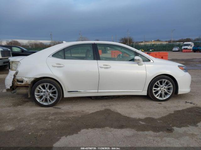 Lexus HS 250h Premium Image 12