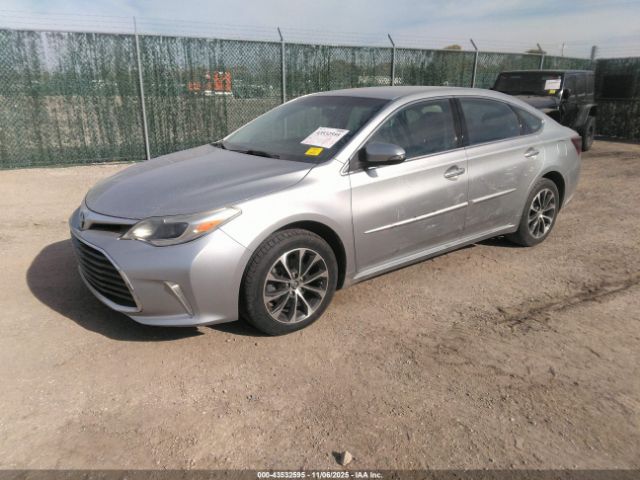 Toyota Avalon Xle Image 3