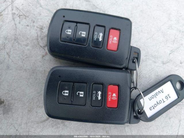 Toyota Avalon Xle Image 12