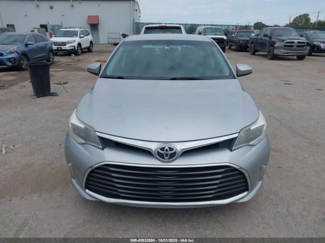 Toyota Avalon Xle Image 2