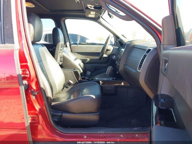 Ford Escape Limited Image 3