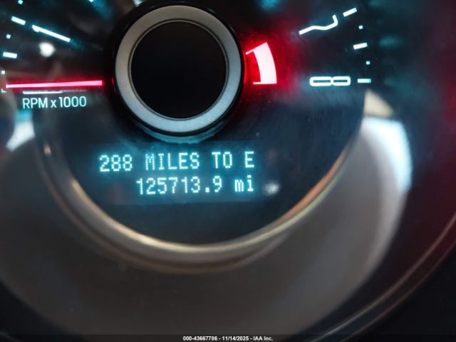 Ford Mustang V6 Image 13