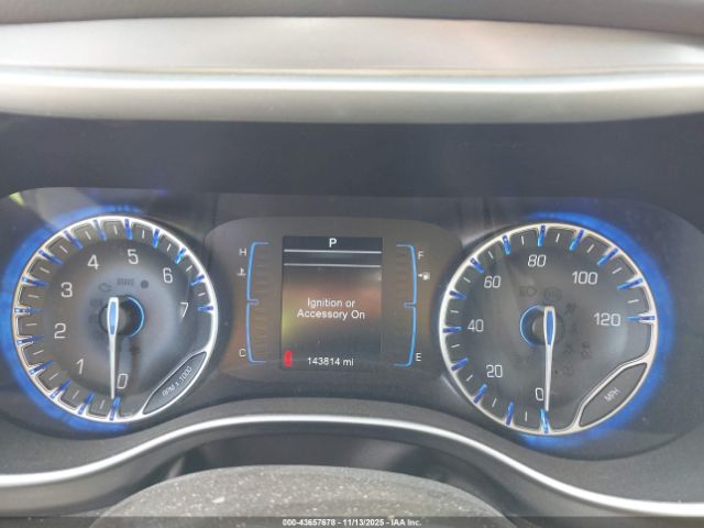 Chrysler Pacifica Touring-l Image 10