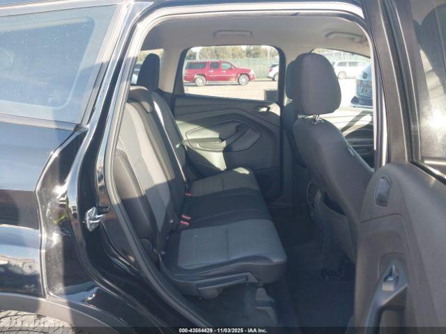 Ford Escape S Image 3