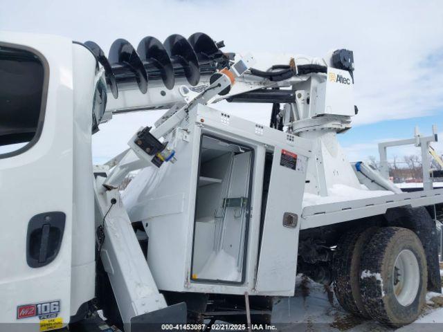 Freightliner M2 106 Medium Duty Image 6