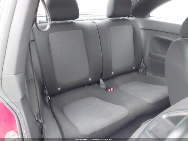 Volkswagen Beetle 2.5l Entry Image 2