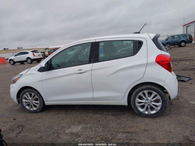 Chevrolet Spark Fwd 1lt Automatic Image 16