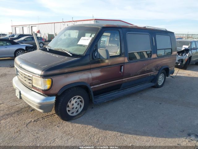 Ford Econoline E150 Van Image 6