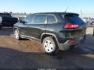 Jeep Cherokee Sport Image 5